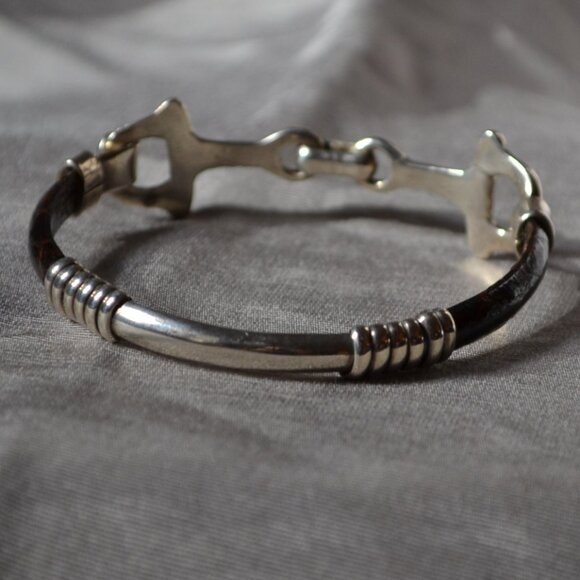 Vintage - Silver and Leather - Horse Bridle/Bit/Stirrup Bracelet. - Picture 5 of 7